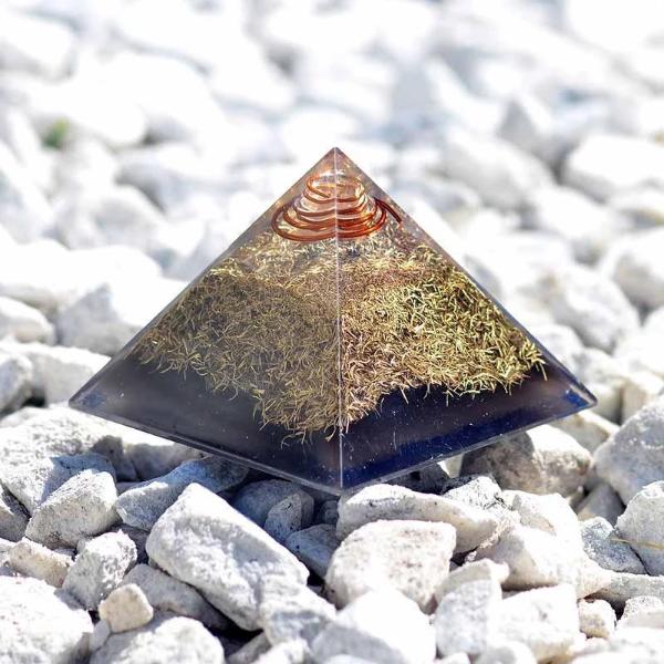 EMF Protector Pyramid – Orgonite Crystal